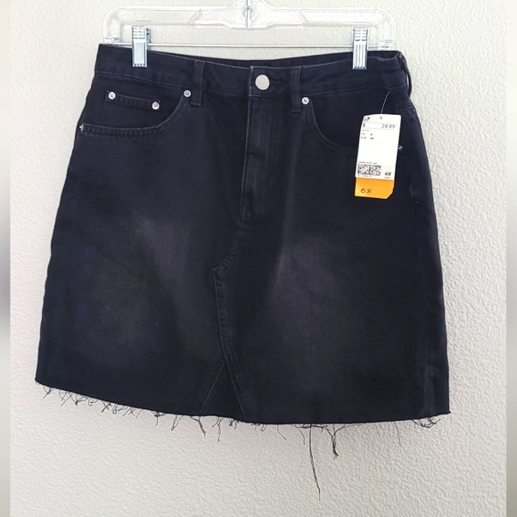 New Black Jean Skirt - Picture 1 of 4